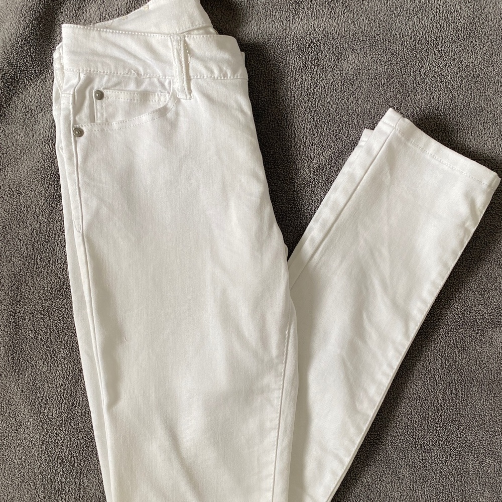 Le Chateau White Skinny Pants